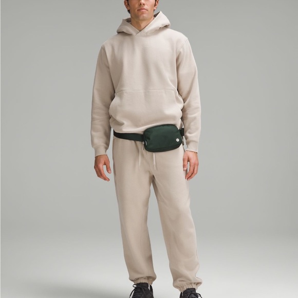 NWT LULULEMON EVERYWHERE BELT BAG LEGACY GREEN - Picture 8 of 10